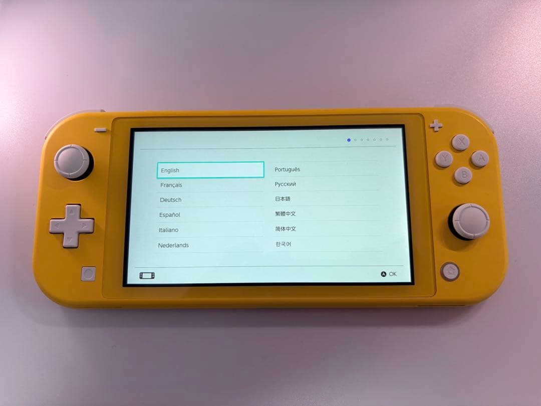 Nintendo Switch Lite イエロー&専用ケース付き