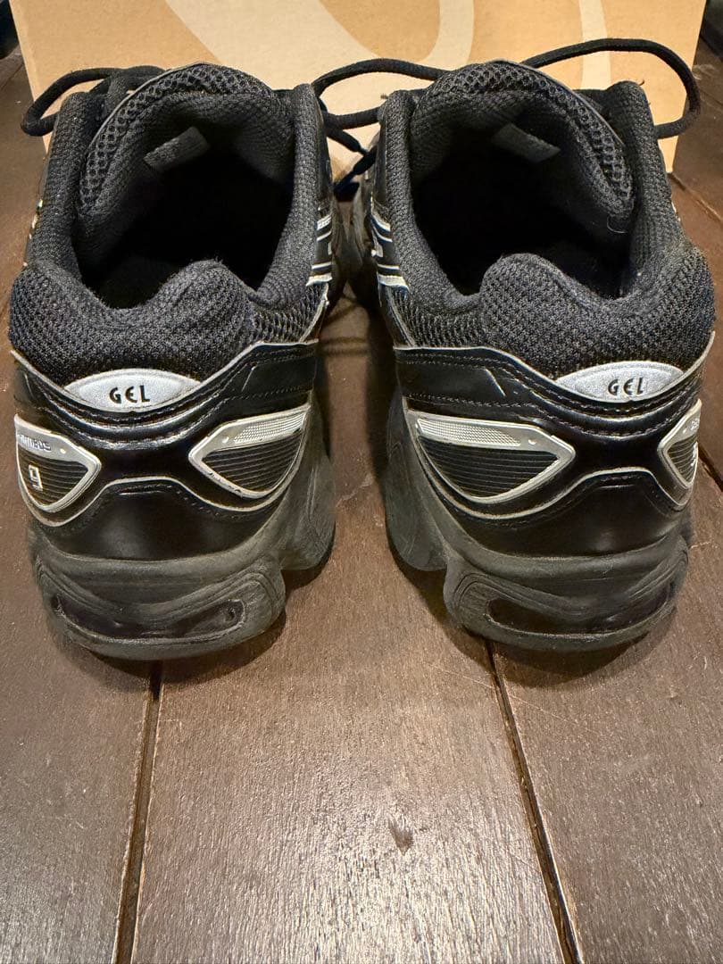 【完売品】アシックス asics GEL-NIMBUS 9 ゲルニンバス 9