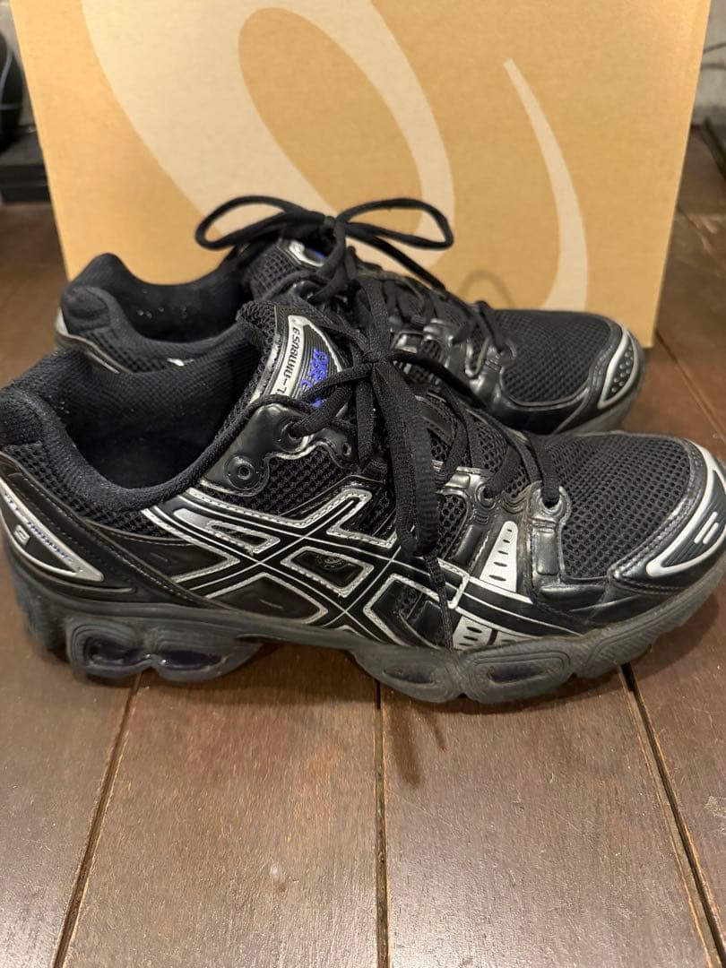 【完売品】アシックス asics GEL-NIMBUS 9 ゲルニンバス 9