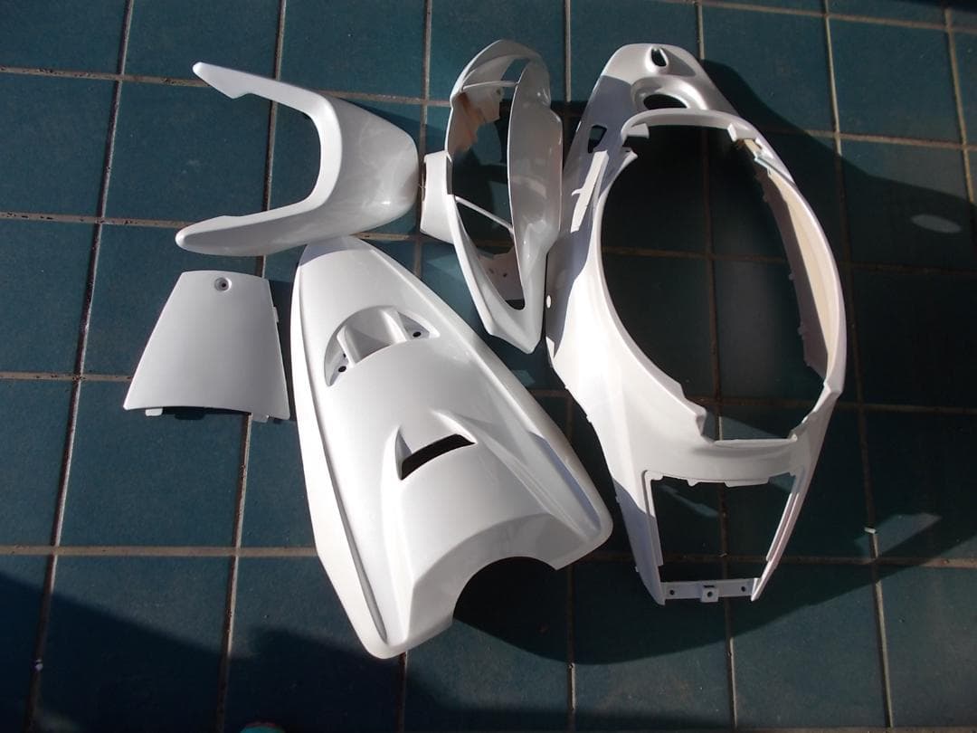 ジョグ　３YK　ZR　外装５点セット　ホワイト　新品