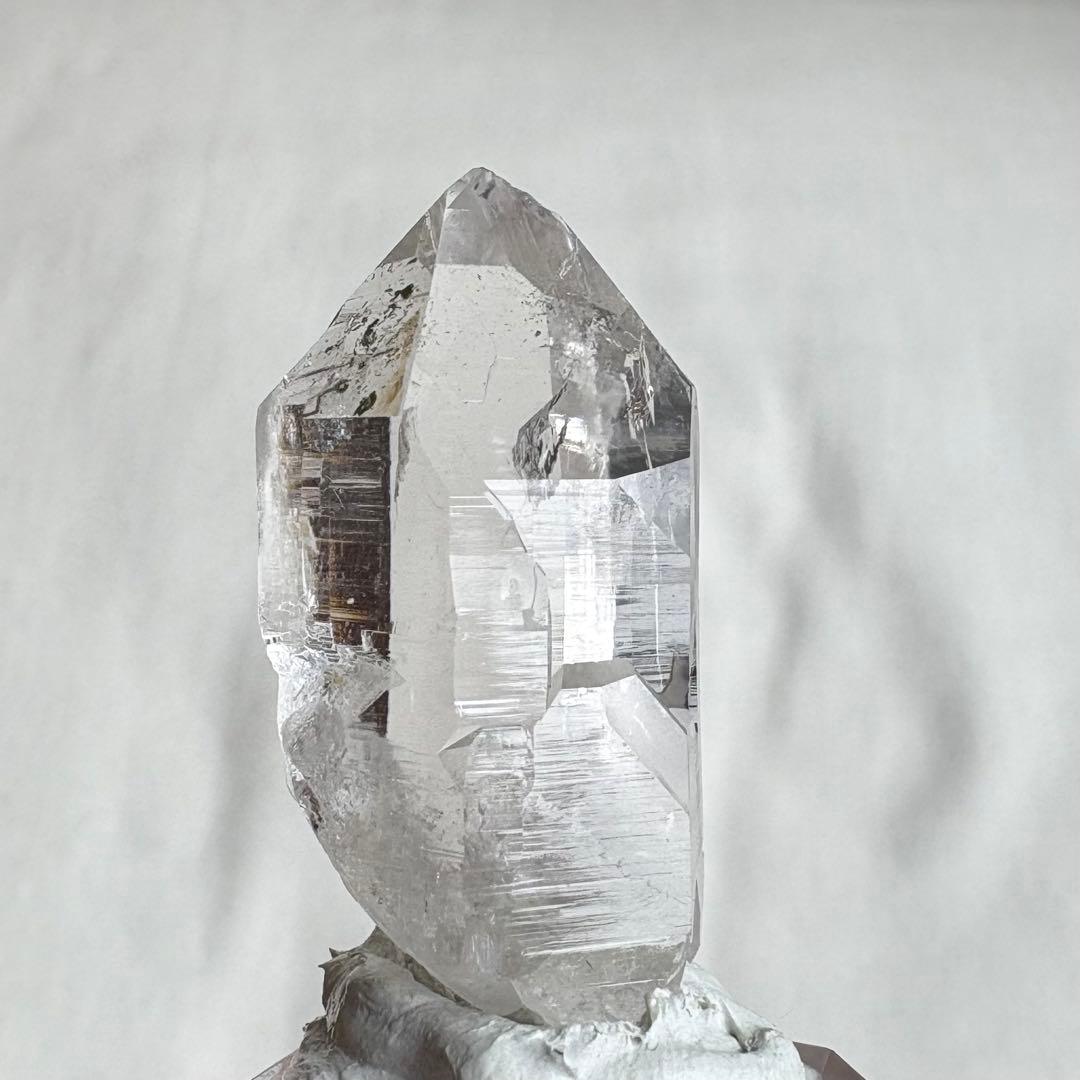 【最終値下げ】イタリア モンブラン クォーツ ポイント 水晶 鉱物標本 原石