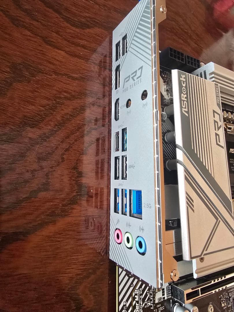 ASRock B760 PRO RS マザーボード DDR5版