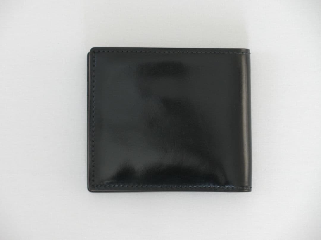 ガンゾ シェルコードバン２　小銭入れ付き 二つ折り財布　黒