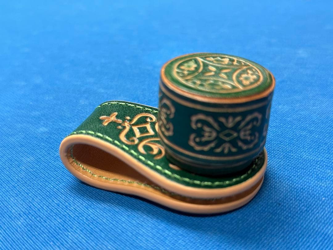 ビリヤードチョーク(TAOM V10)、レザーケース&ホルダーセット