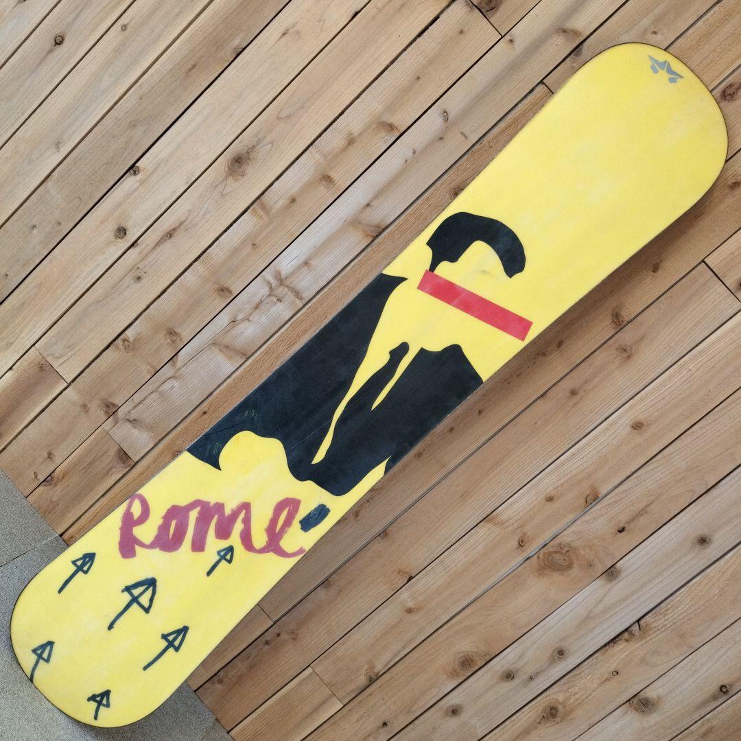 Agentの初代・ スノーボードの復刻版です