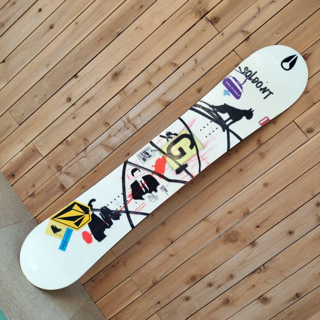 Agentの初代・ スノーボードの復刻版です