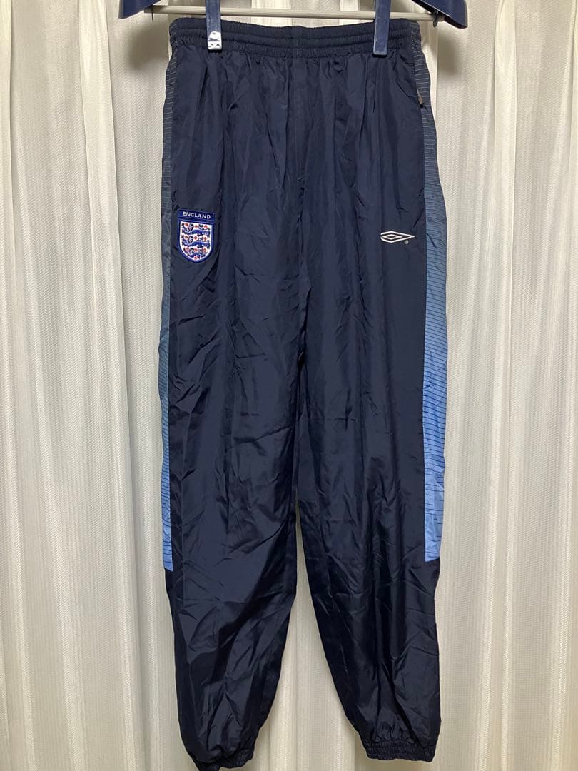 イングランド代表　アンブロ　トラックジャケット　　ジャージ　ウインドブレーカー