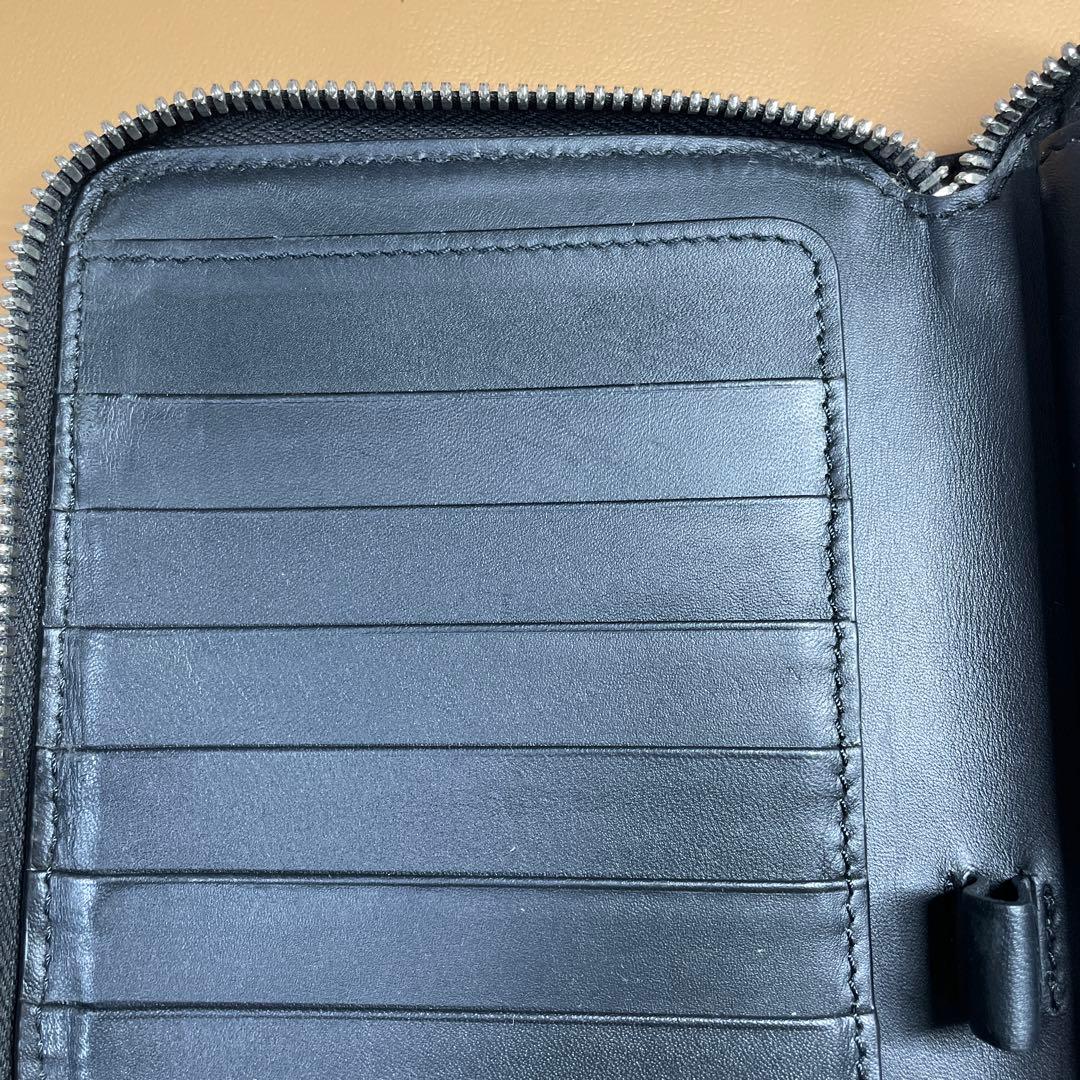 バーバリー　オーガナイザー　ラウンドファスナー