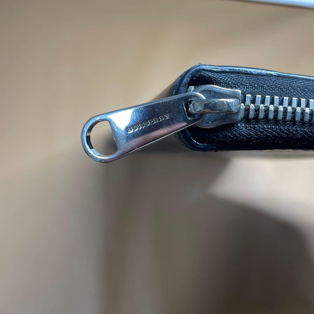 バーバリー　オーガナイザー　ラウンドファスナー