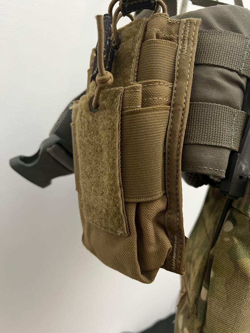 実物ブルーフォースギア チェスト・リグ その他EMDOMダンプポーチ等付き