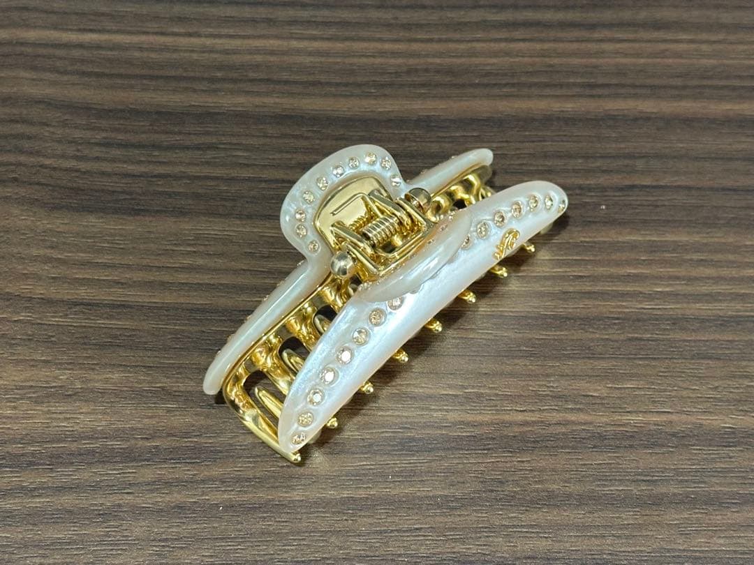 【新品】acca ティアラクイーン クリップ Mサイズ ベージュBG