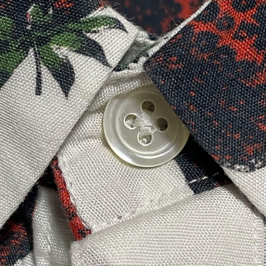 【Q-pot.】キューポット ストロベリーフィールド 総柄 半袖シャツ 苺