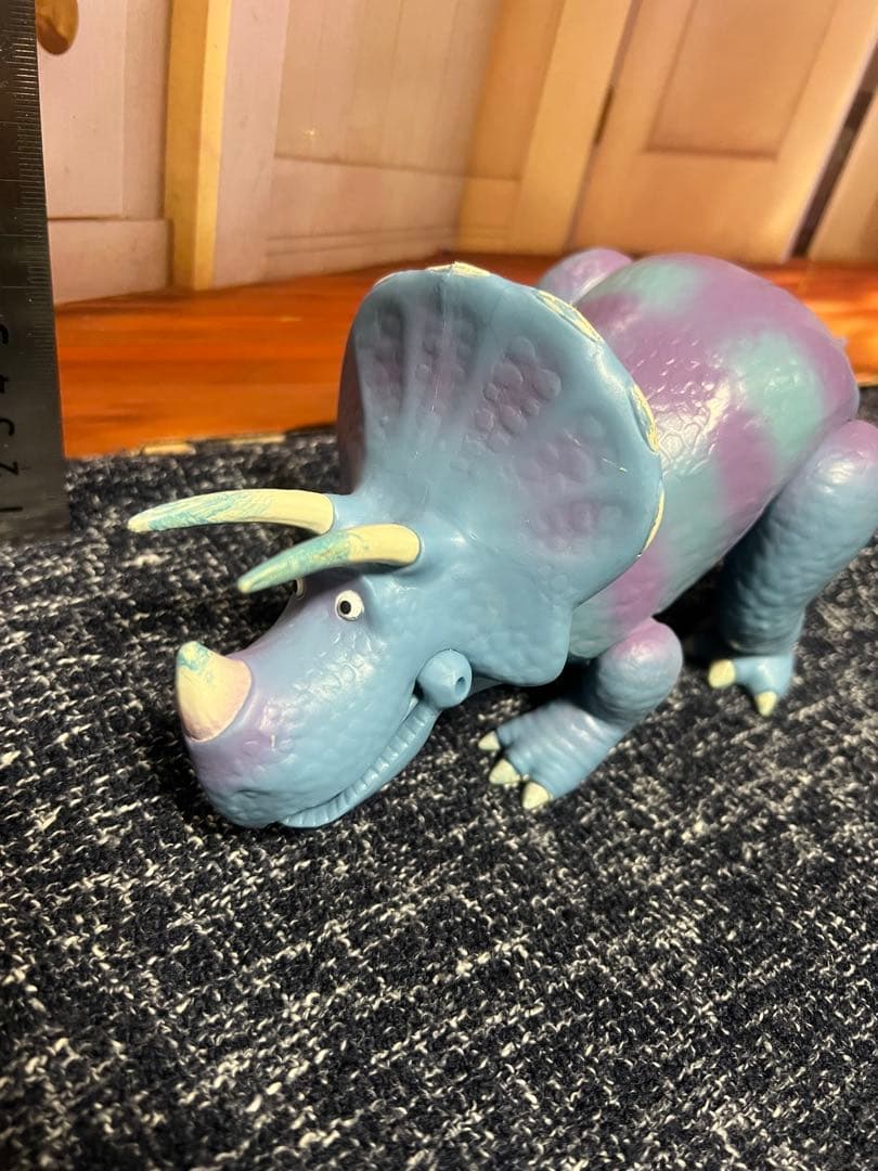 ディズニー　トイストーリー　トリクシー　アクションフィギュア　最大サイズ　希少