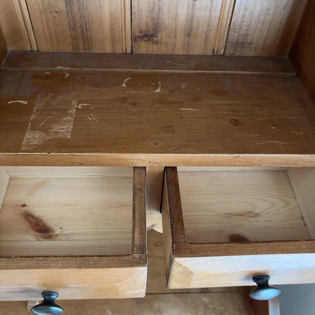 イギリス　アンティーク　シェルフ　サイドボード　キャビネット　英国　カップボード