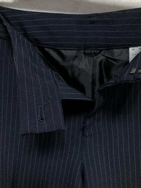 新品☆17号LL♪紺ストライプ♪2パンツスーツ♪ビジネスパンツスーツ☆Q429