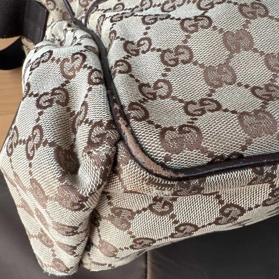 GUCCI グッチ　マザーズバッグ　ショルダーバッグ　おむつかえシートつき