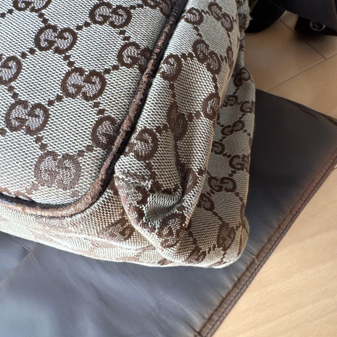 GUCCI グッチ　マザーズバッグ　ショルダーバッグ　おむつかえシートつき