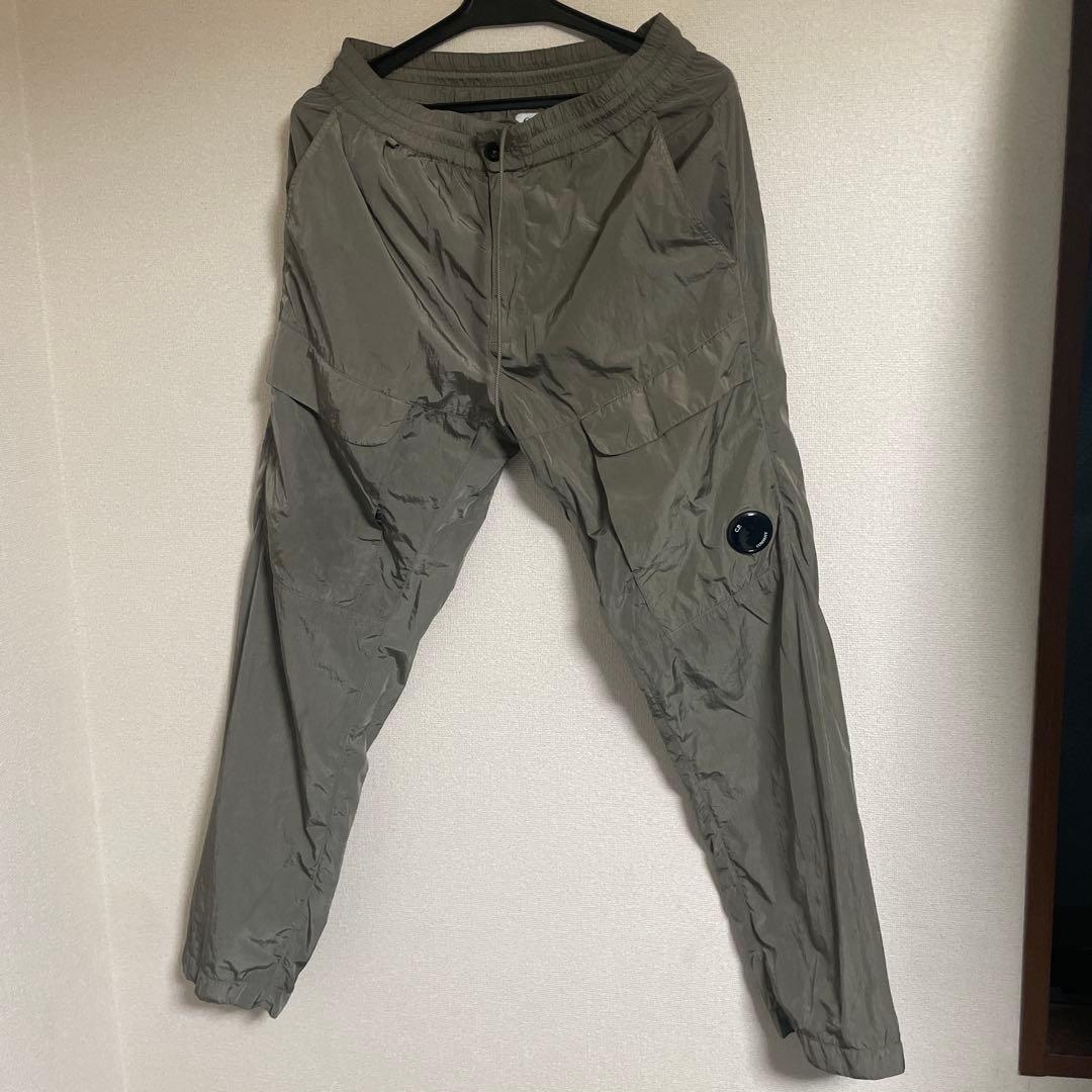 c.p company カーキー　ズボン