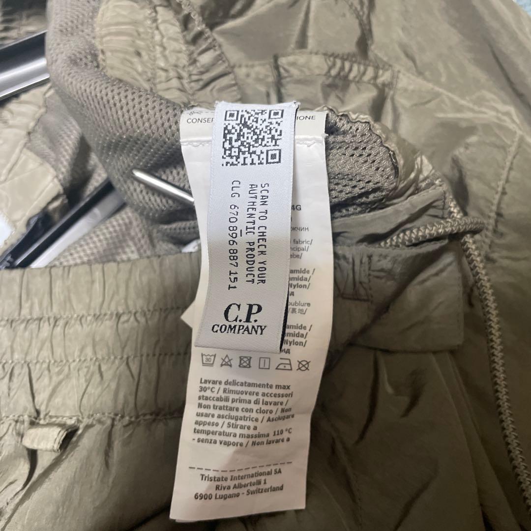 c.p company カーキー　ズボン