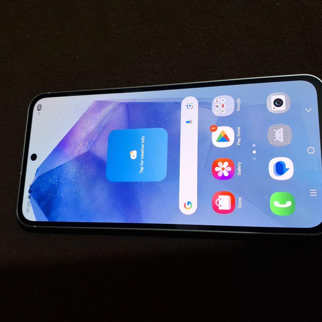 週末値下げgalaxy A55 5G グローバル版　デュアルSIM　SIMフリー