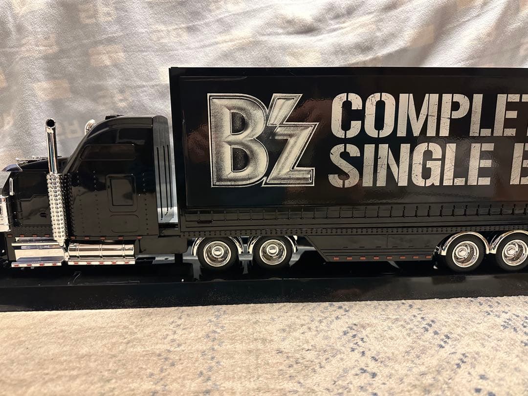 B'z COMPLETE SINGLE B トラックモデル