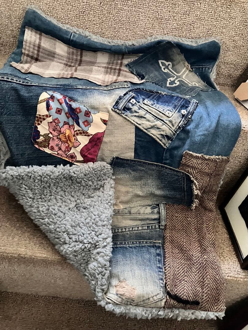 ハンドメイドブランケット　膝掛け　リサイクルデニム パッチワークご確認用