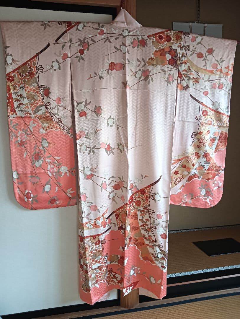 吾妻徳穂　振袖フルセット　美品　コーラル系　華やか　古典　丈158　裄66