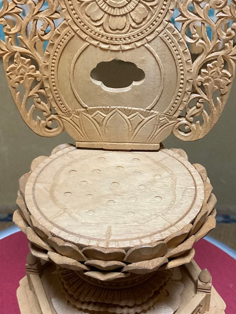 仏像／楠造り・阿弥陀如来座像　新品・現状品【高さ33cm 幅／12cm 美品】。