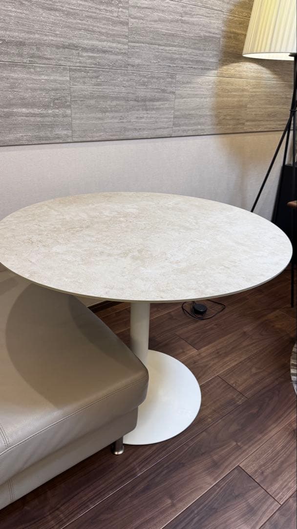 つのっち boconcept New York ダイニングテーブル