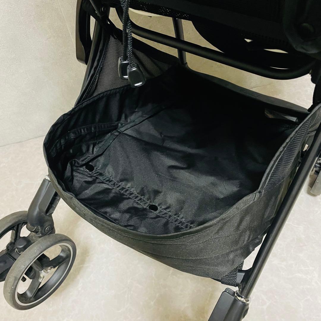 展示品　ほぼ未使用　アップリカ　ラクーナ クッション フリー　ベビーカー　グレー