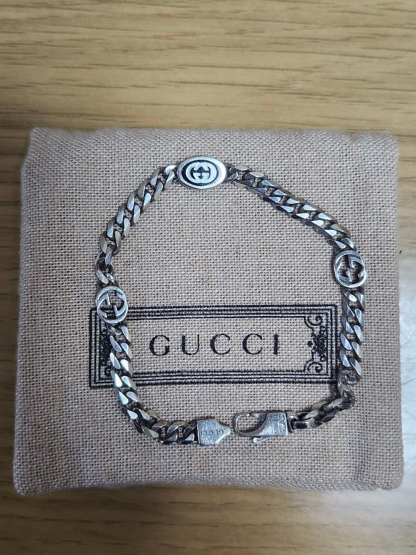 GUCCI グッチ インターロッキングG ブレスレッ卜　１7