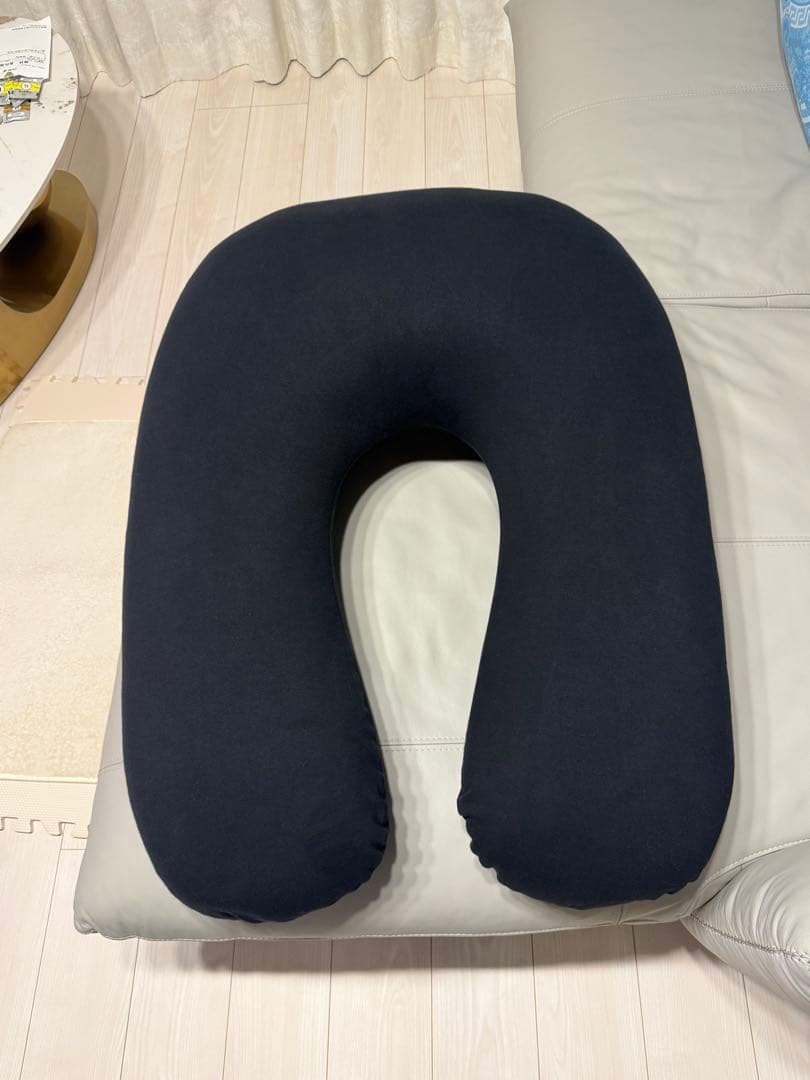 Yogibo プレミアム U字型クッション ブラック