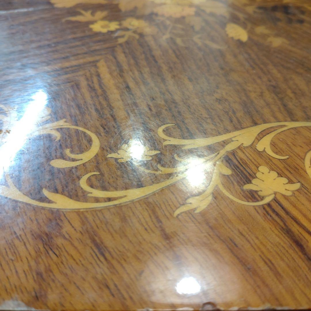 アンティーク 八角形 木製 テーブル 花模様の象嵌　カフェテーブル