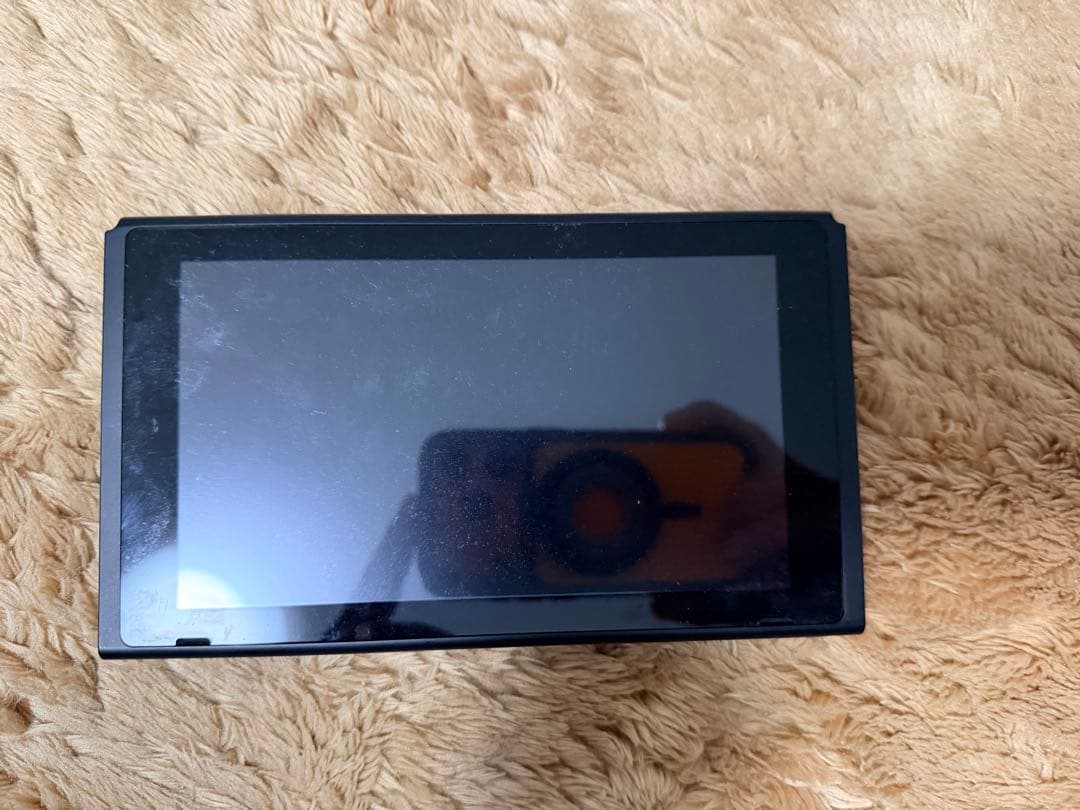 Nintendo Switch 本体 【箱無し、コントローラストラップ無し】