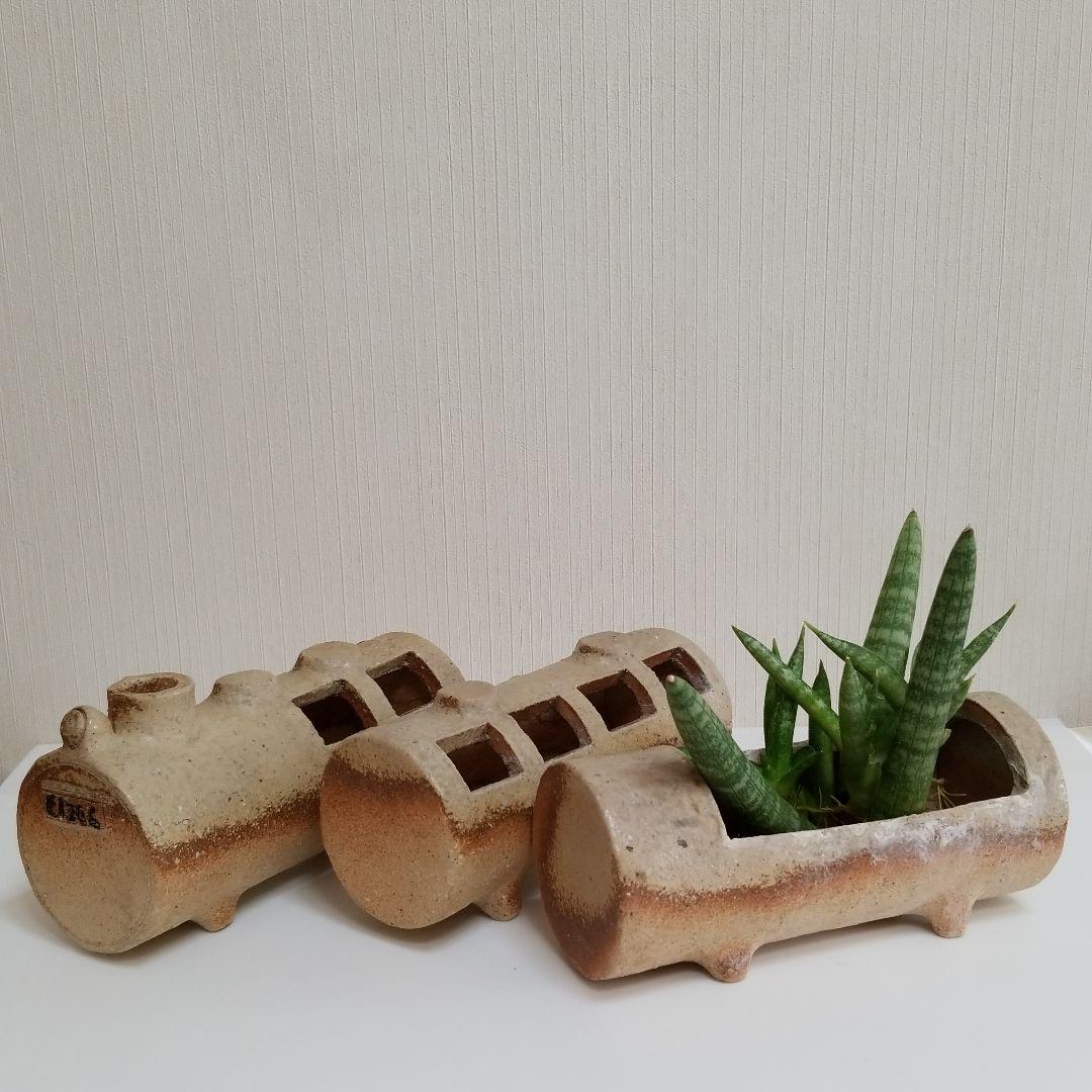 陶器の植木鉢　陶器の電車　3連結セット