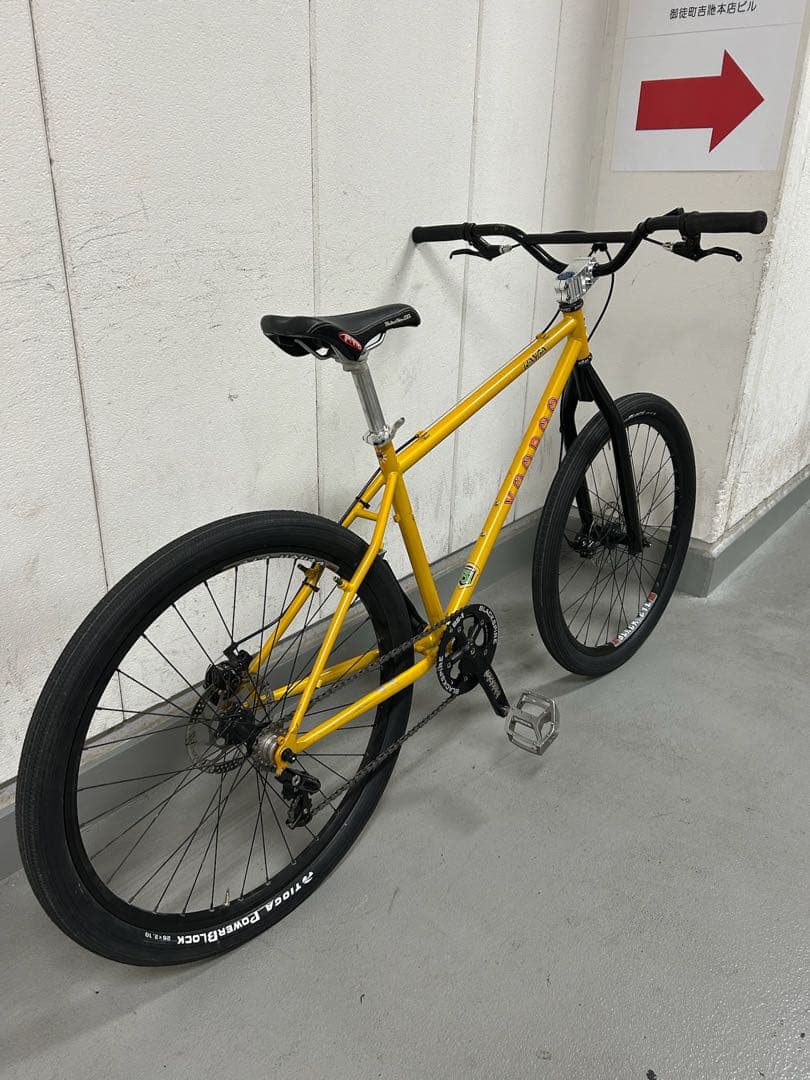 voodoo ハンドル、グリップ、ステム、シートポスト、サドルは付属しません