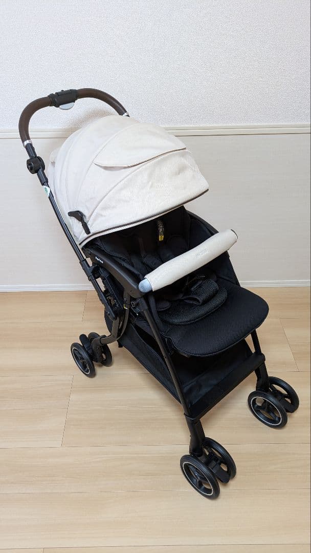 ラクーナ ビッテ クッション ベージュ 2025年モデル ベビーカー