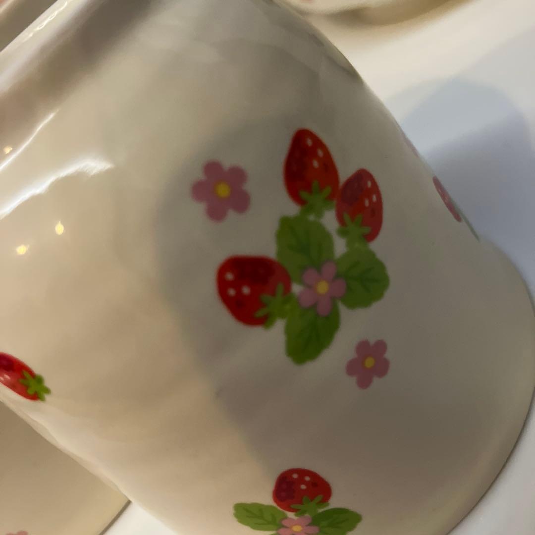 未使用　マザーガーデン 陶器　食器9点セット いちご柄