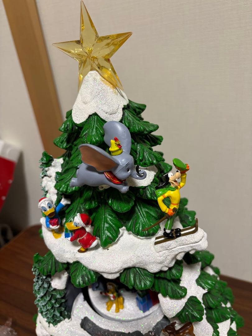 コストコ ディズニー アニメイデッド クリスマスツリー