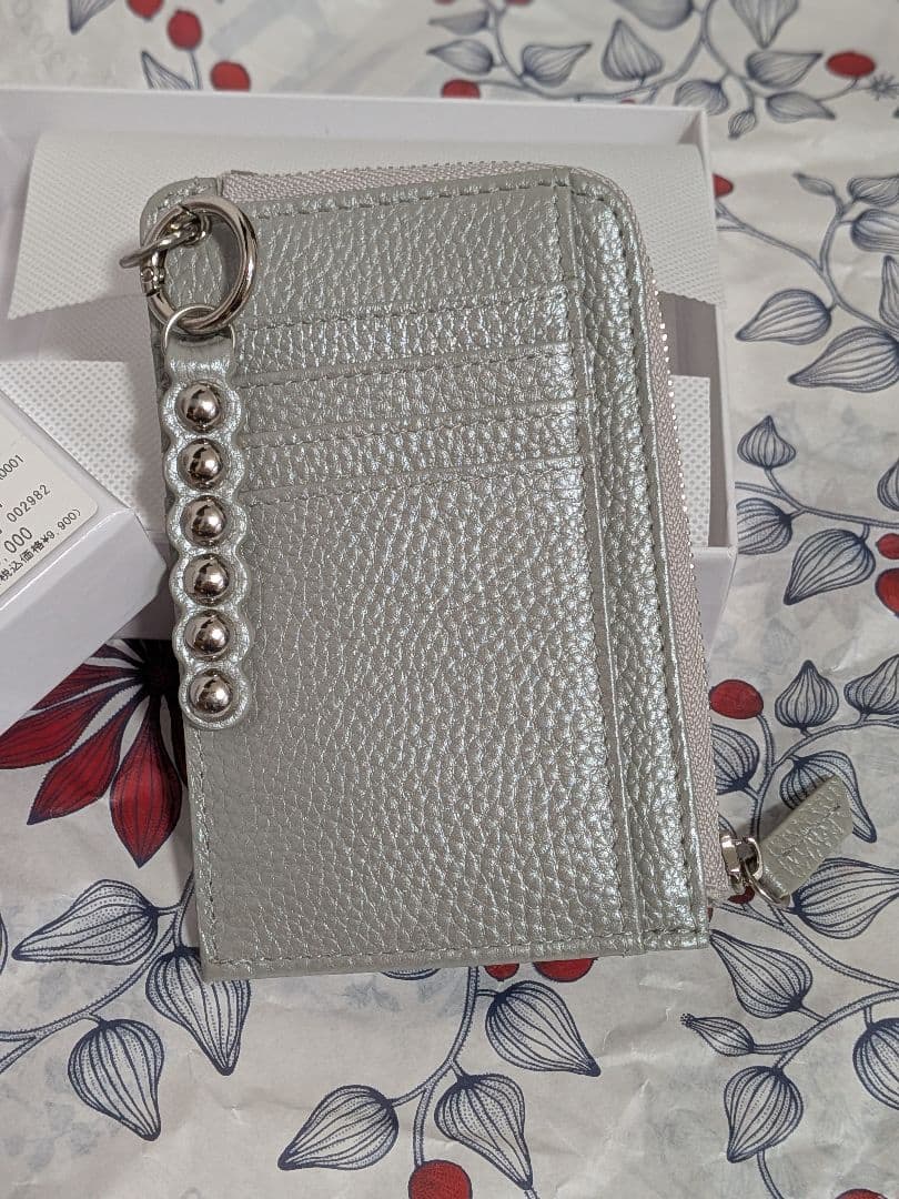 ear PAPILLONNER スタッズフラグメントケース シルバー