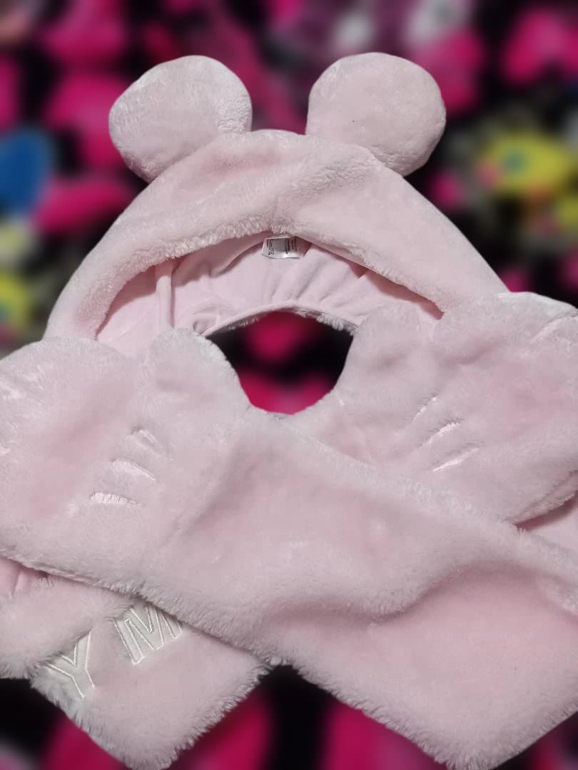 ディズニーピンクマフラーファンキャップ