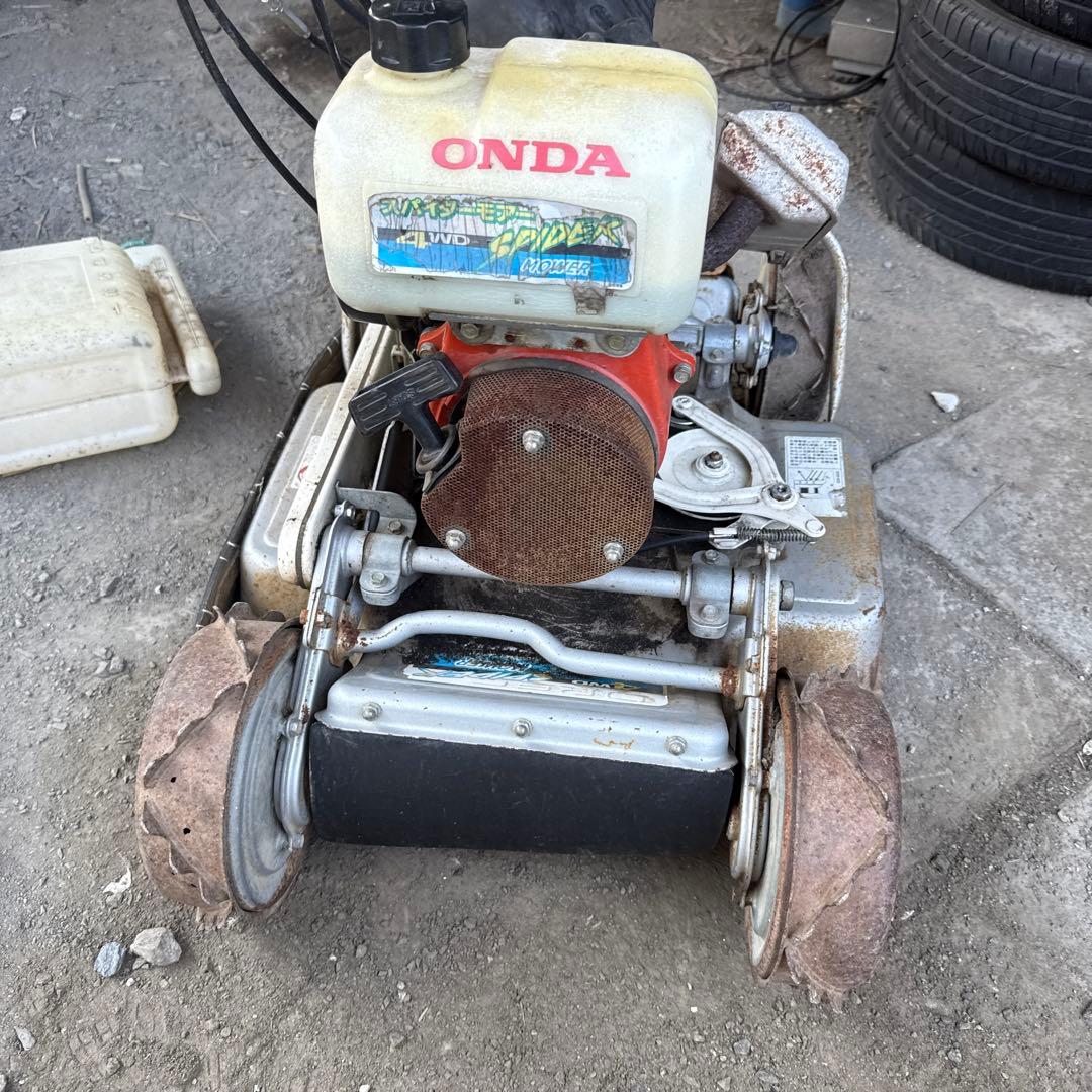 スパイダーモア 4WD 自走式草刈機 SP850