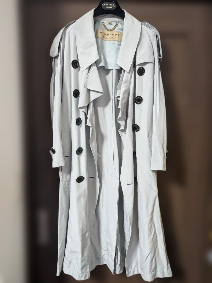 BURBERRY ライトグレー トレンチコート