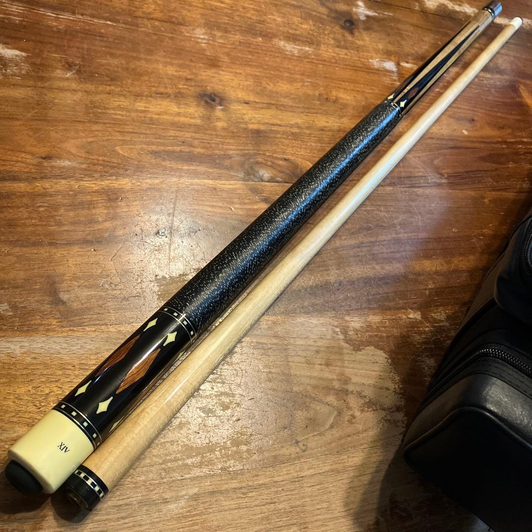 C*U様 Lucasi XIV ビリヤードキューとADAMケース
