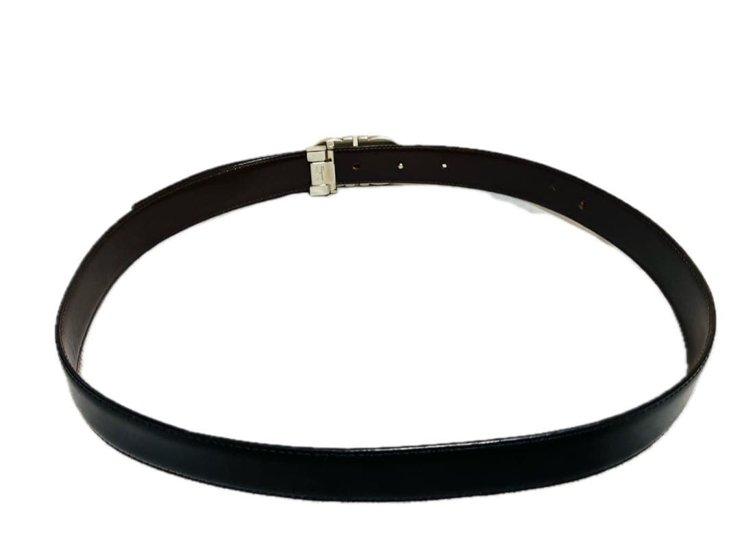 サルヴァトーレフェラガモ　レザーベルト ダブルガンチーニ　シルバー