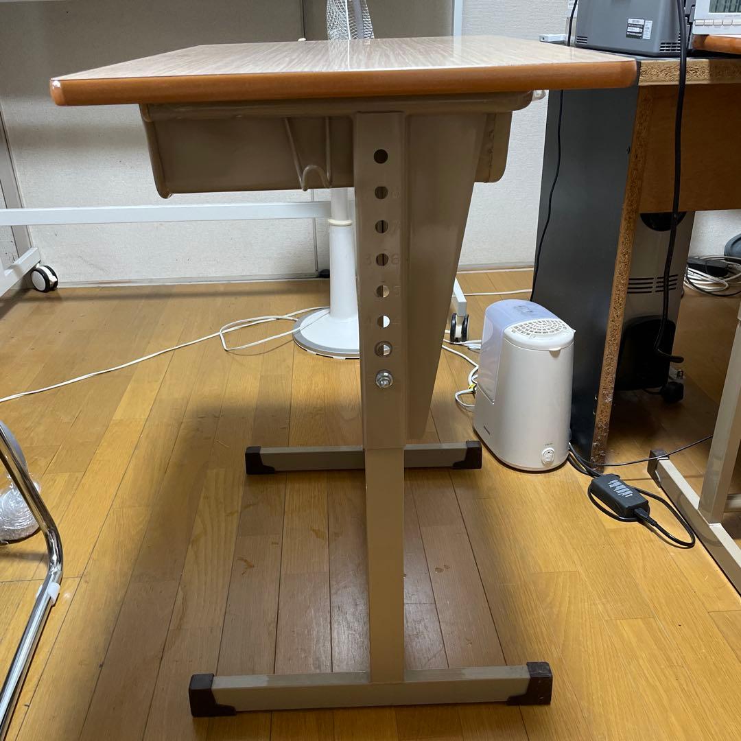 【学校・塾】状態良好 スクールデスク 机（高さ調整可能）