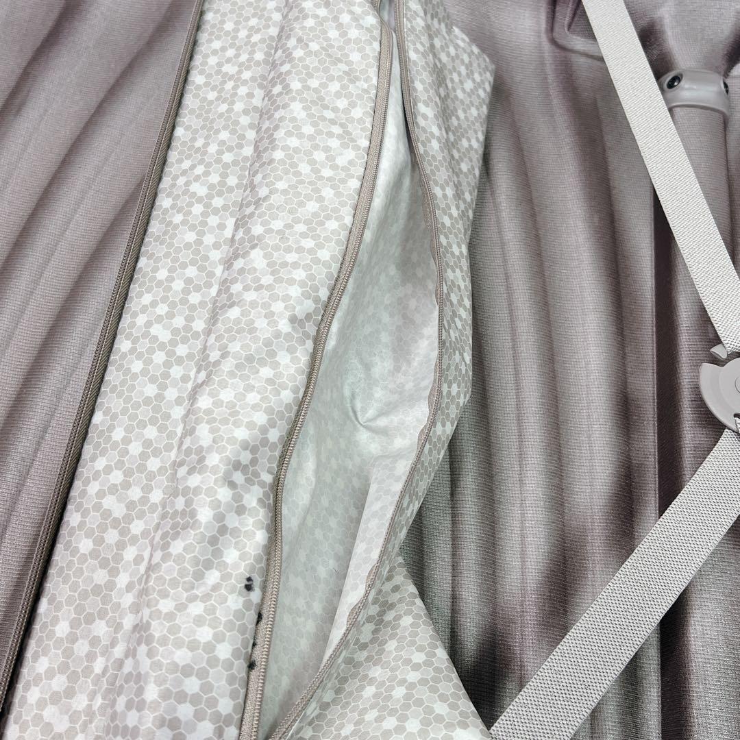 【超軽量】　サムソナイト　スーツケース　ハードケース　コスモライト　4輪