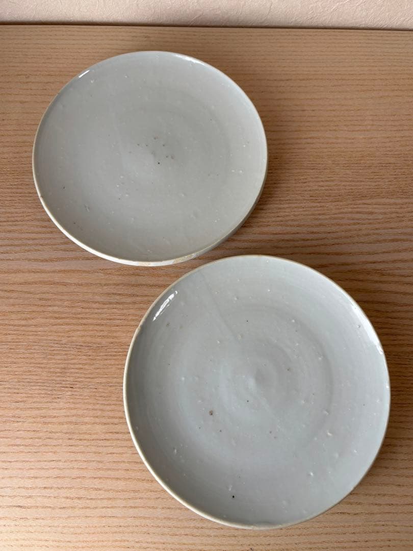 金沢の陶芸家、北野敏一さんの白磁六寸皿 2客セット