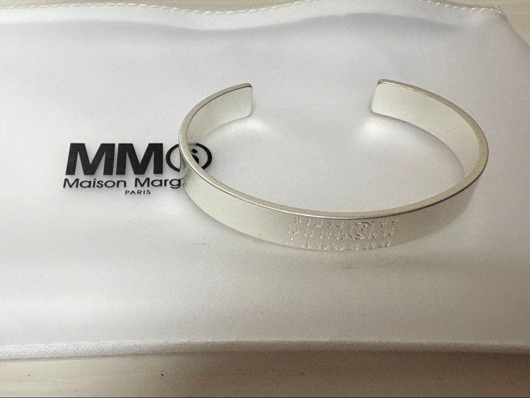 Maison Margiela シルバーバングル MM6