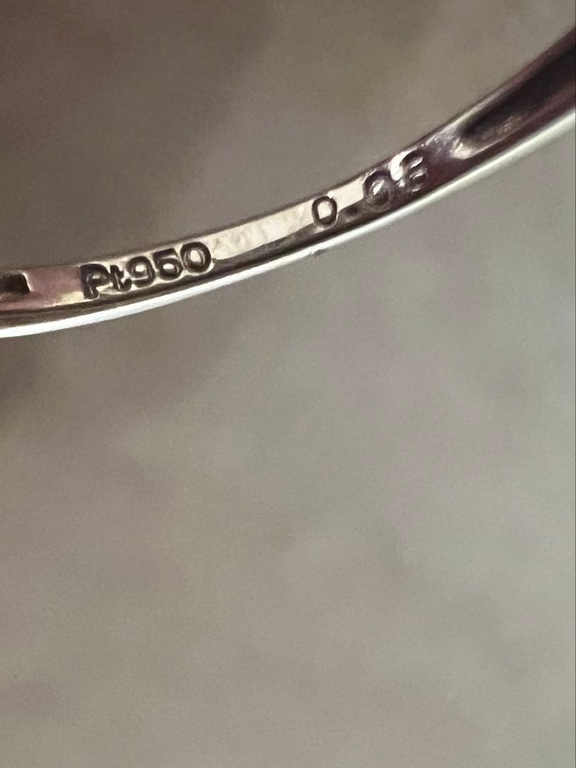 プラチナ950 0.08ct ハーフエタニティリング